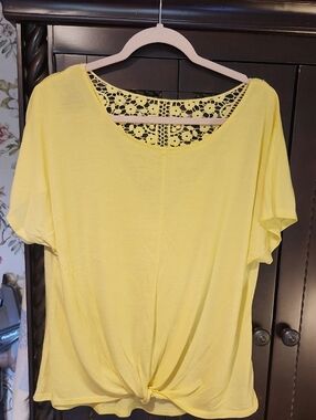 Alyx Yellow Knot-Front Short Sleeve Top with Lace Yoke